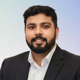 Dr. Chetan Sharma, General Physician practicing in Agra
